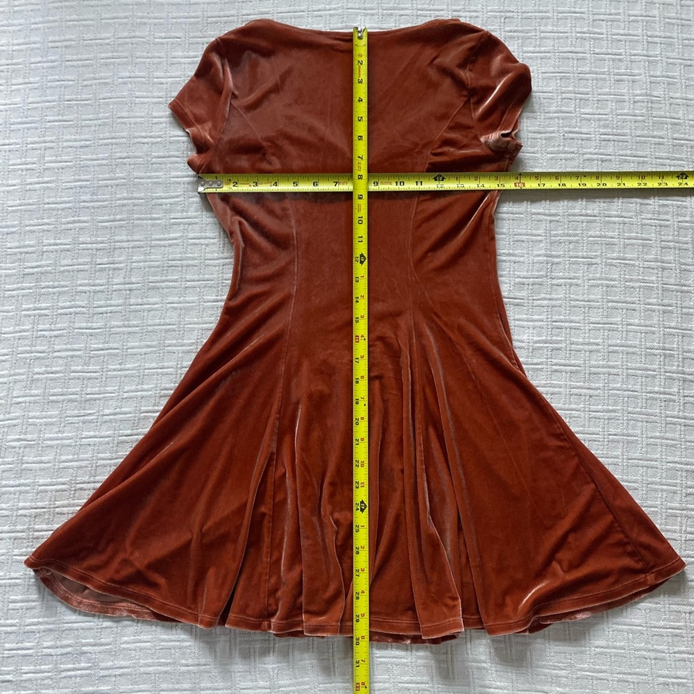 Kimchi Blue velvet mini dress. - Picture 7 of 8